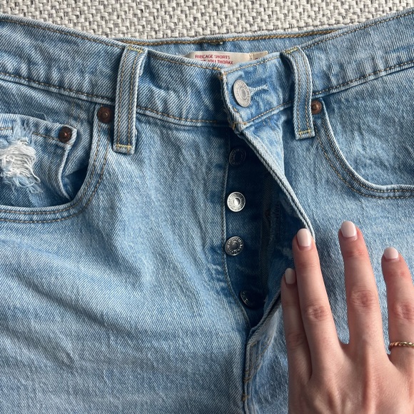 Levi Ribcage Shorts - Picture 8 of 12